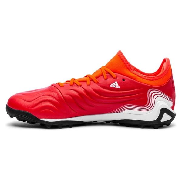 Mua giày bóng đá Adidas tại Sport X - Thương hiệu phân phối giày đá banh uy tín, chất lượng